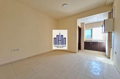 Apartment - Studio - 1 Bathroom for rent in Muwailih Building - Muwaileh - Sharjah