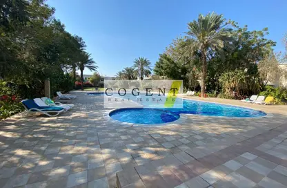 Villa - 3 Bedrooms - 3 Bathrooms for rent in Umm Suqeim 2 Villas - Umm Suqeim 2 - Umm Suqeim - Dubai