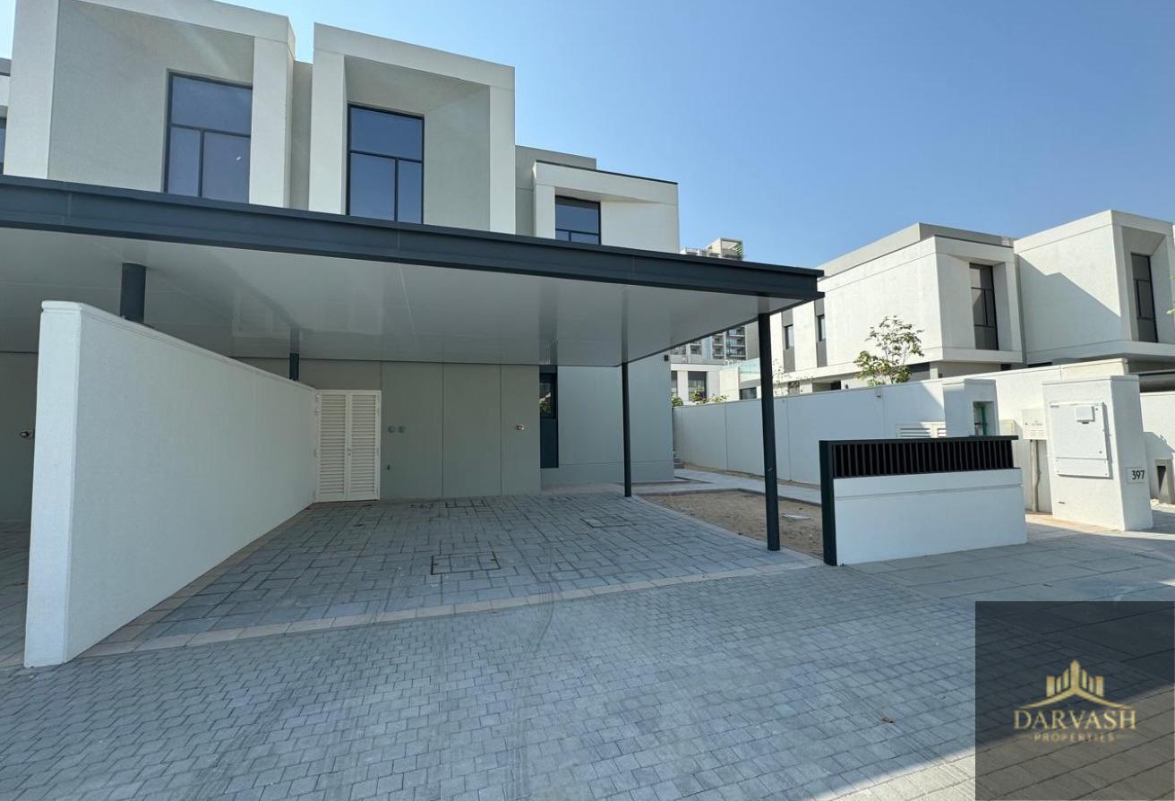 SPACIOUS 4BR VILLA | PRIVATE GARDEN | MUROOJ EAST photo 2