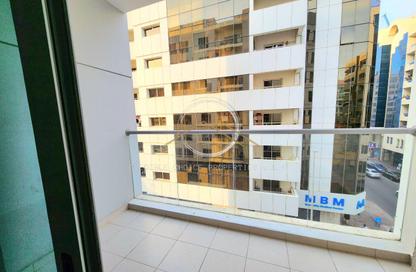 Apartment - 3 Bedrooms - 3 Bathrooms for rent in Masaken Al Muraqqabat 06 - Al Muraqqabat - Deira - Dubai