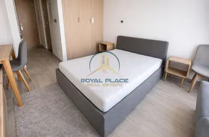 شقة - 1 حمام للايجار في فرهاد عزيزي ريزيدنس - الجداف - دبي