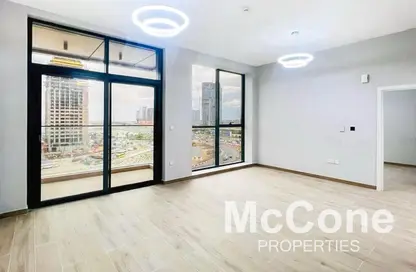 شقة - غرفة نوم - 2 حمامات للايجار في برج سينشري - الخليج التجاري - دبي