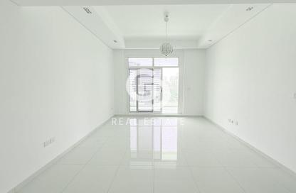 Apartment - 1 Bedroom - 2 Bathrooms for rent in Topaz Residence 3 - Topaz Residence - Dubai Silicon Oasis - Dubai