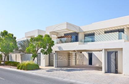 Villa - 5 Bedrooms - 7 Bathrooms for rent in West Yas - Yas Island - Abu Dhabi