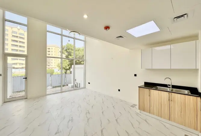 76975309 - Property Image 2