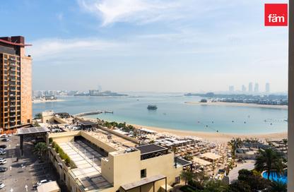 Apartment - 1 Bedroom - 2 Bathrooms for rent in Al Das - Shoreline Apartments - Palm Jumeirah - Dubai