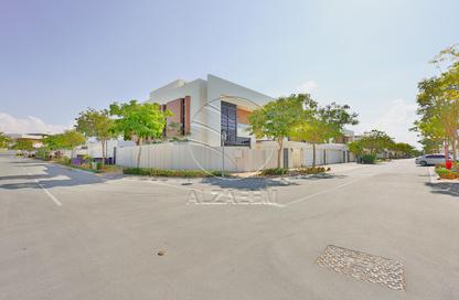 Villa - 4 - 6 for rent in West Yas - Yas Island - Abu Dhabi Villa - 4 - 6 for rent in West Yas - Yas Island - Abu Dhabi