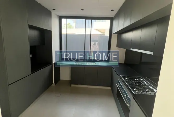 155074040 - Property Image 3