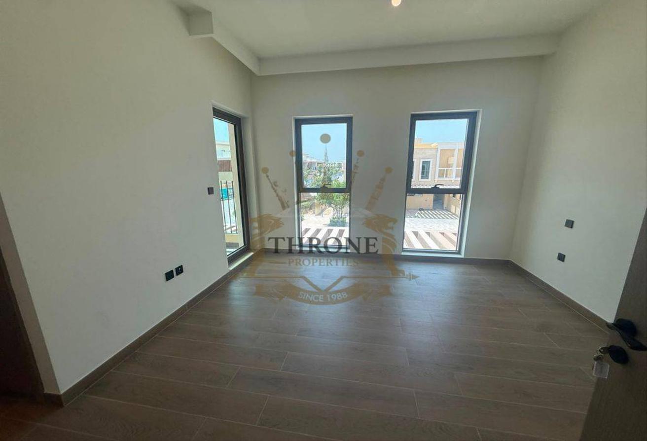 Spacious 3BR Townhouse in Malta | 3 Bathrooms photo 17