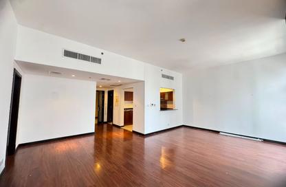 Apartment - 1 Bedroom - 2 Bathrooms for rent in Green Lakes Towers 1 - Green Lakes Towers - JLT Cluster S - Jumeirah Lake Towers - Dubai