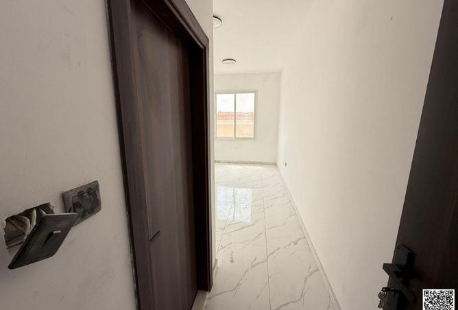 88766153 - Property Image 3
