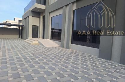 Villa - 5 Bedrooms - 7 Bathrooms for rent in Al Aweer 1 - Al Aweer - Dubai Villa - 5 Bedrooms - 7 Bathrooms for rent in Al Aweer 1 - Al Aweer - Dubai