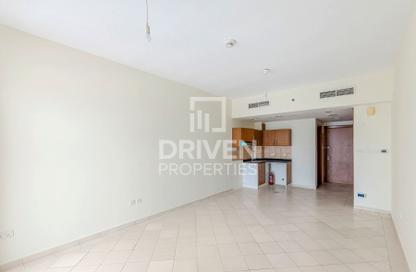 Apartment - Studio - 1 for rent in Lago Vista B - Lago Vista - Dubai Production City (IMPZ) - Dubai Apartment - Studio - 1 for rent in Lago Vista B - Lago Vista - Dubai Production City (IMPZ) - Dubai