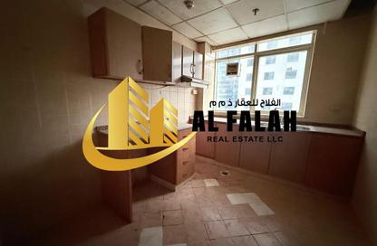 Apartment - 2 Bedrooms - 2 Bathrooms for rent in Al Khan Corniche - Al Khan - Sharjah