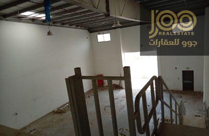 Warehouse - Studio - 1 for rent in Umm Al Thuoob - Umm Al Quwain