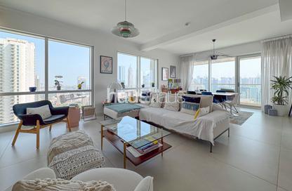 Apartment - 2 Bedrooms - 2 Bathrooms for sale in The Fairways North - The Fairways - The Views - Dubai
