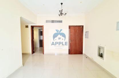 Apartment - 1 Bedroom - 2 Bathrooms for rent in Muwailih Building - Muwaileh - Sharjah