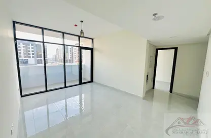 شقة - غرفة نوم - 2 حمامات للايجار في مبنى مويلح - مويلح - الشارقة