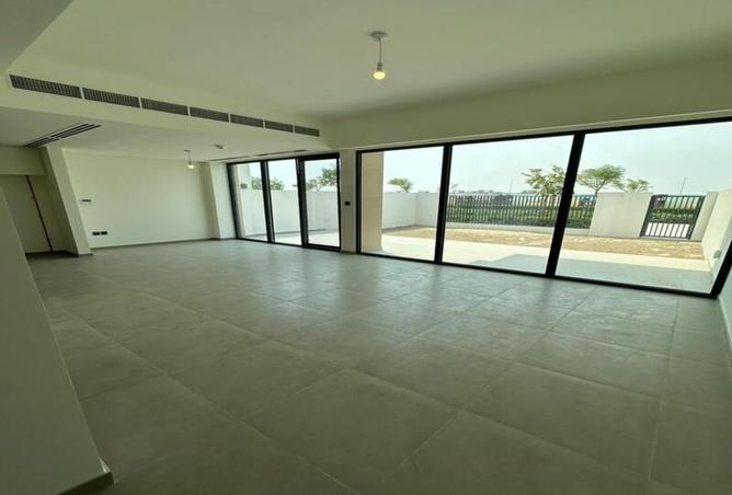 71102878 - Property Main Image