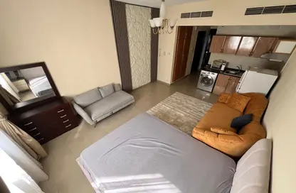 Apartment - Studio - 1 Bathroom for rent in Al Majaz 3 - Al Majaz - Sharjah