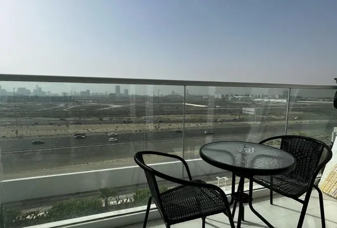 156015000 - Property Image 2