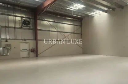 Warehouse - Studio - 2 Bathrooms for rent in Jebel Ali Industrial 1 - Jebel Ali Industrial - Jebel Ali - Dubai