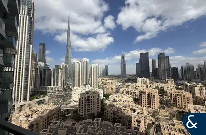 Apartment - 3 Bedrooms - 5 Bathrooms for rent in Imperial Avenue - Downtown Dubai - Dubai