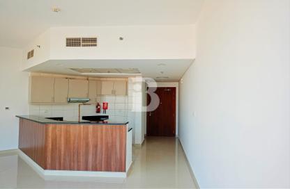 Apartment - 1 - 2 for rent in Reef Residence - District 13 - Jumeirah Village Circle - Dubai