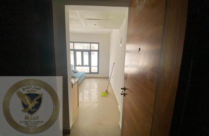 Apartment - Studio - 1 Bathroom for rent in Al Qulaya'ah - Al Sharq - Sharjah