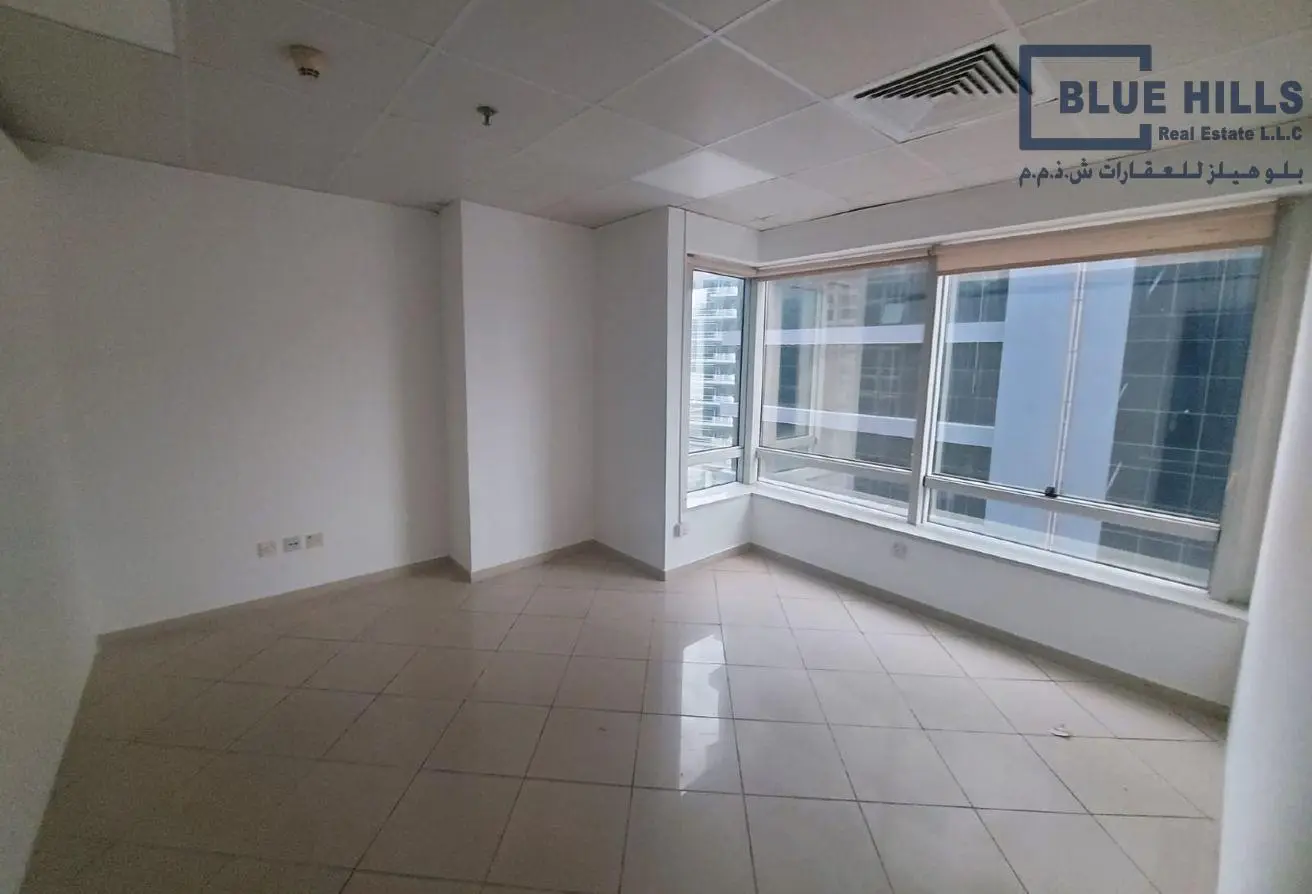 70699218 - Property Main Image