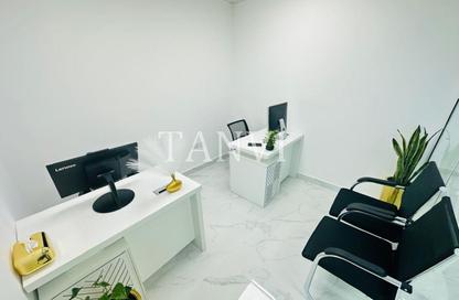 Office Space - Studio - 1 for rent in Fatima Mohammad Ahmad Bin Suleiman Building - Al Raffa - Bur Dubai - Dubai