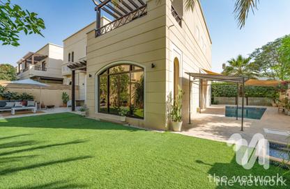 Villa - 4 Bedrooms - 6 Bathrooms for sale in Naseem - Mudon - Dubai