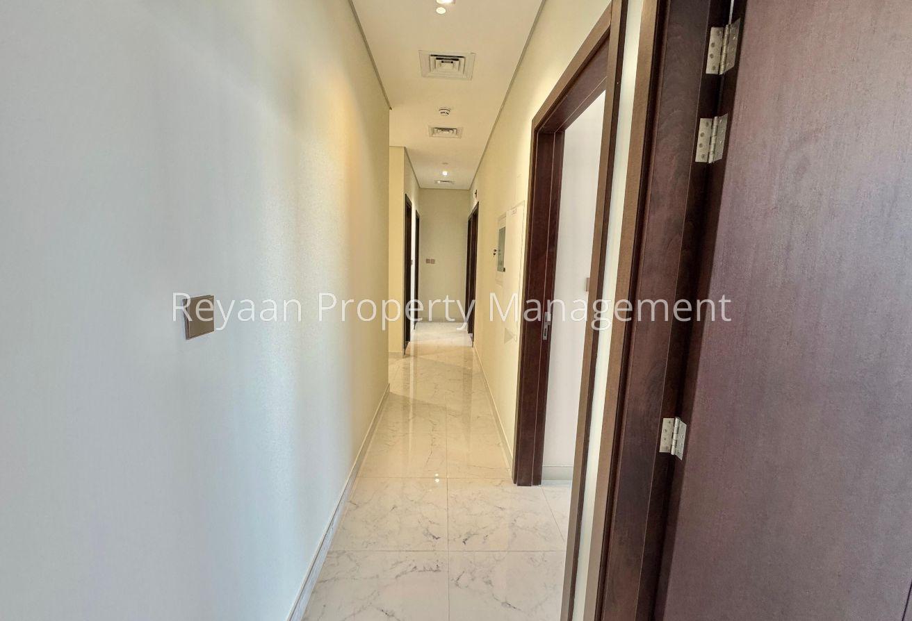 WITH MAID ROOM NEAR TO SCHOOL WITH FREE Parking photo 6
