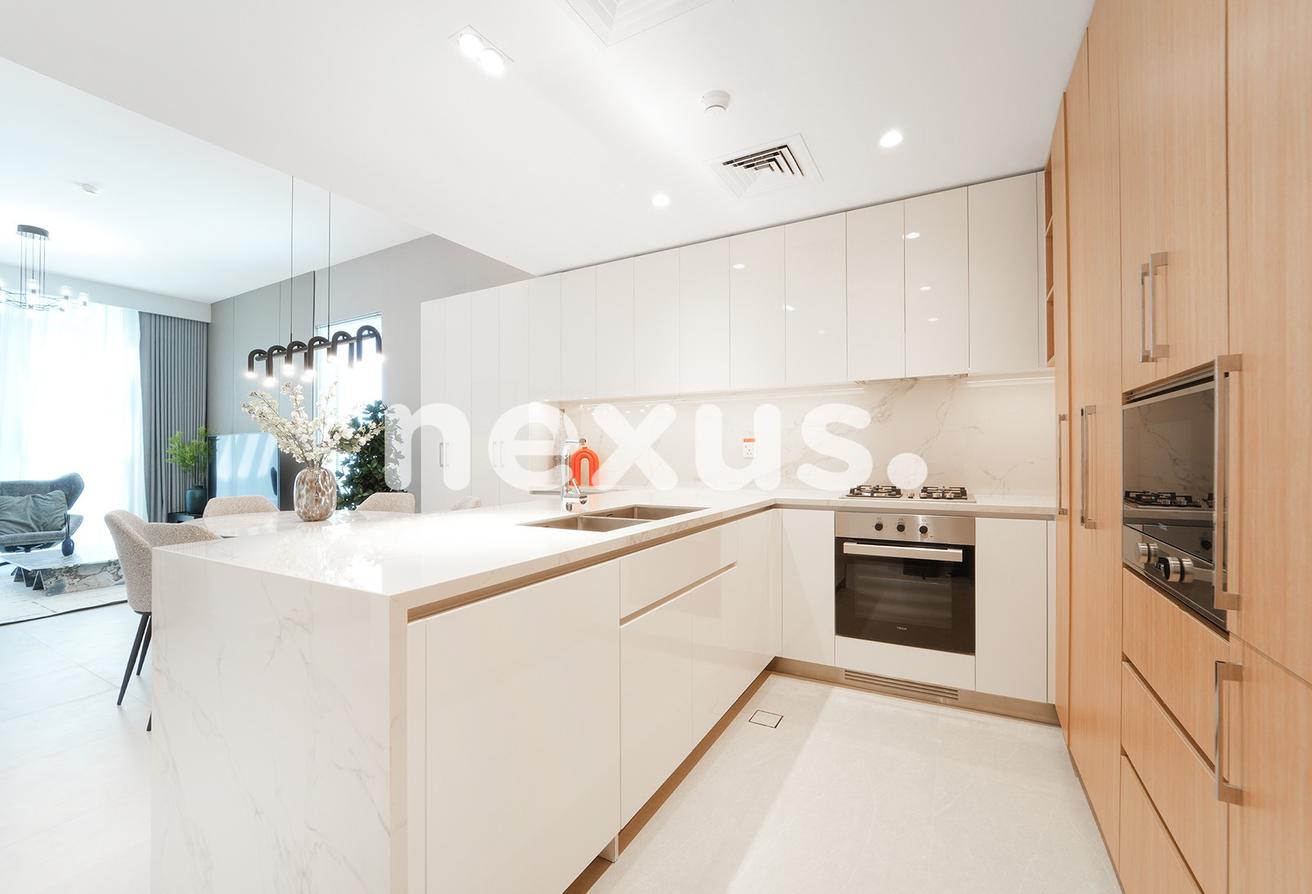 2BD | POOL VIEWS | FULLY FURNISHED | AVAILABLE photo 10