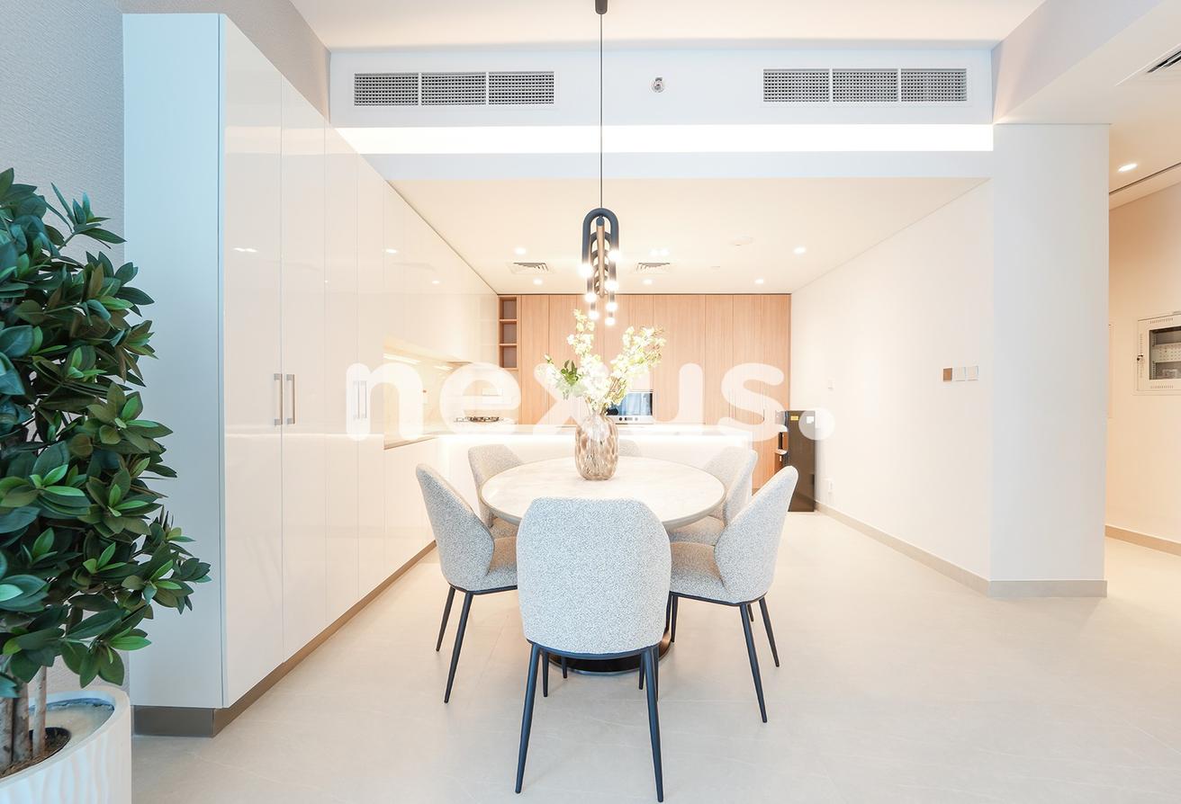 2BD | POOL VIEWS | FULLY FURNISHED | AVAILABLE photo 11