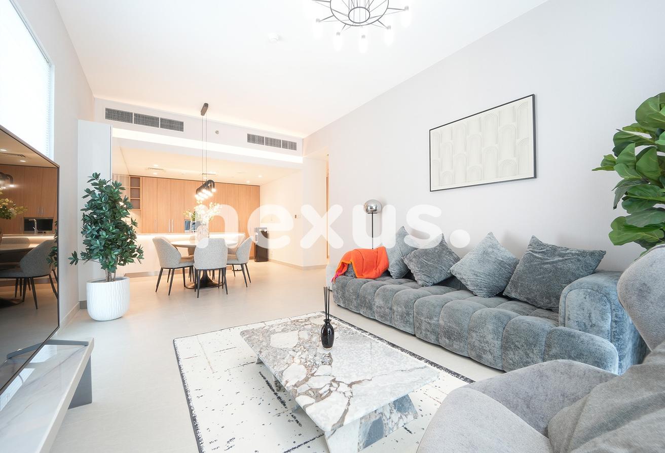 2BD | POOL VIEWS | FULLY FURNISHED | AVAILABLE photo 7