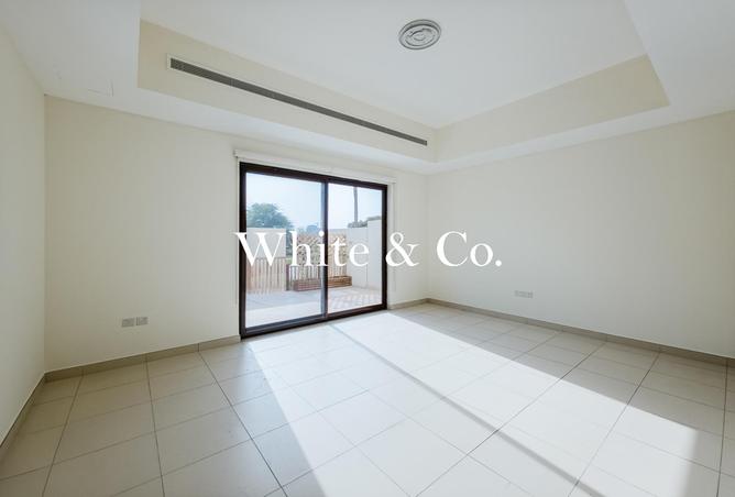 71900967 - Property Image 3