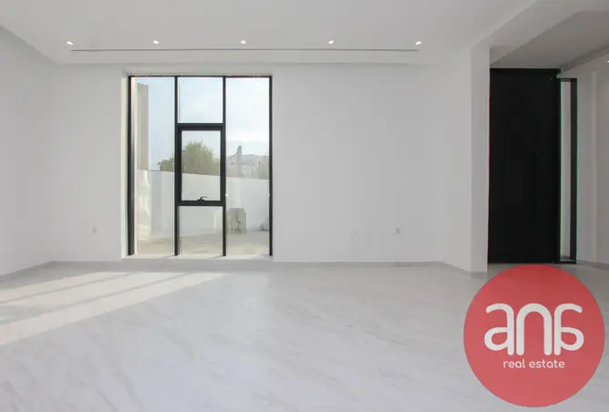 162316348 - Property Image 3