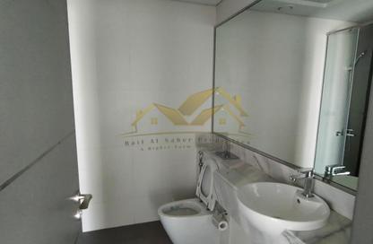 Apartment - 2 Bedrooms - 3 Bathrooms for rent in Jumeirah Garden City - Al Satwa - Dubai