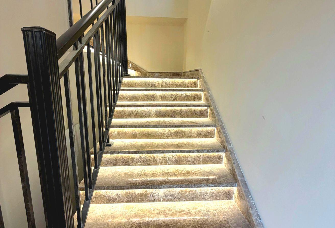 Luxury 6-Bedroom Villa for Rent | Al Aweer, Dubai photo 4