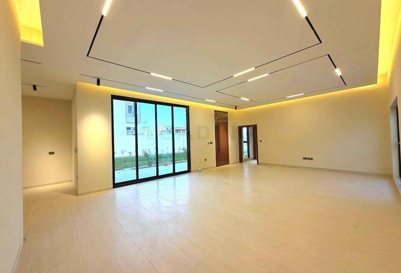 Luxury 6-Bedroom Villa for Rent | Al Aweer, Dubai photo 5