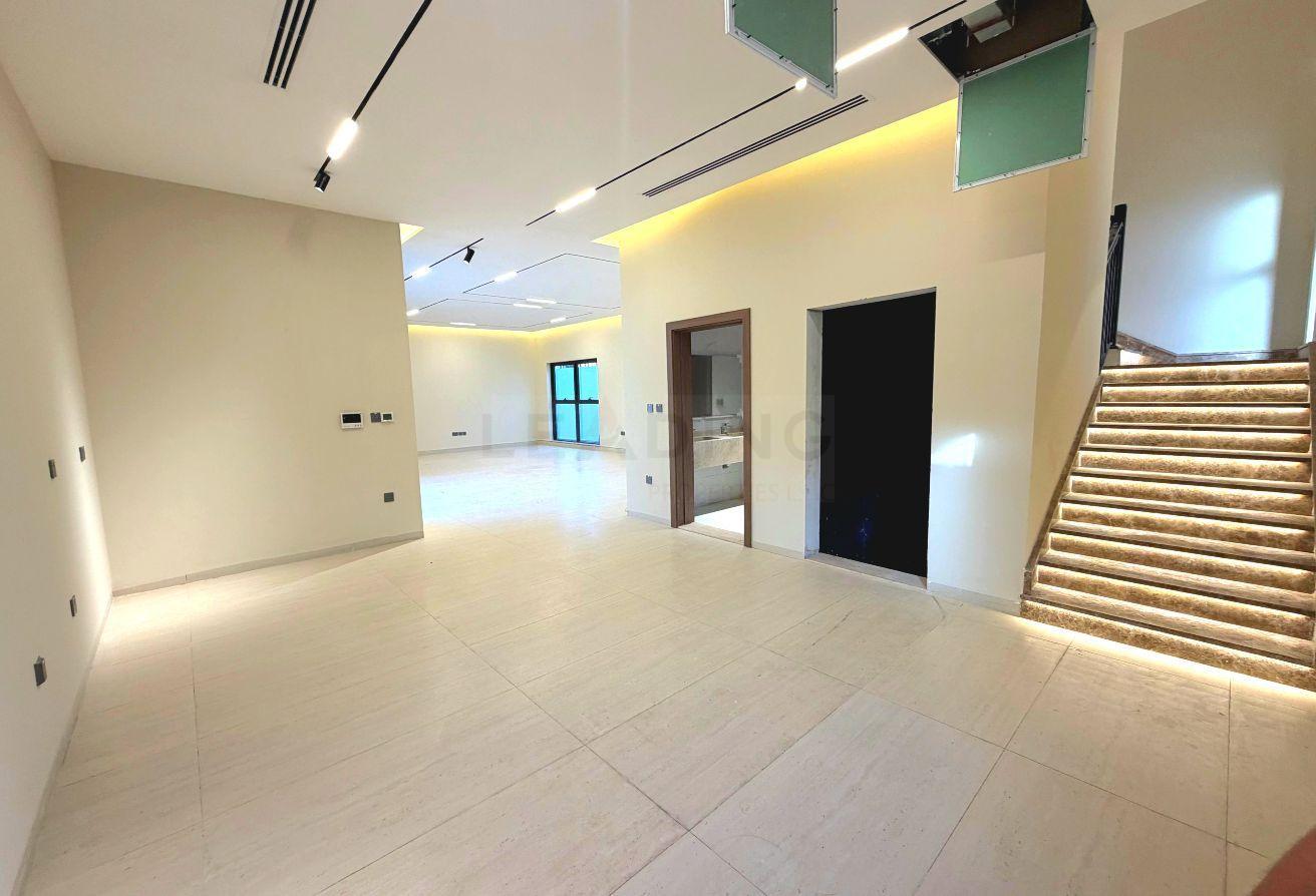 Luxury 6-Bedroom Villa for Rent | Al Aweer, Dubai photo 6