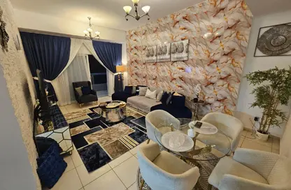 Apartment - 1 Bedroom - 2 Bathrooms for rent in Palm Tower 1 - Palm Towers - Al Majaz - Sharjah