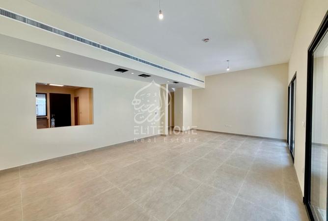128844240 - Property Main Image
