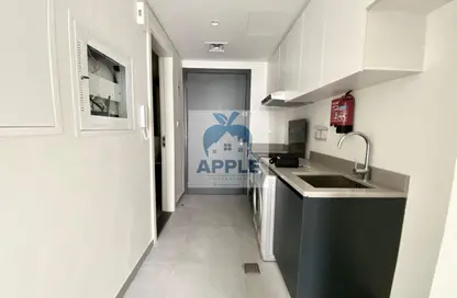 شقة - 1 حمام للايجار في ذا سولو - الجادة - الشارقة