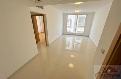 Apartment - 2 Bedrooms - 3 Bathrooms for rent in Muwaileh 29 Building - Muwaileh - Sharjah