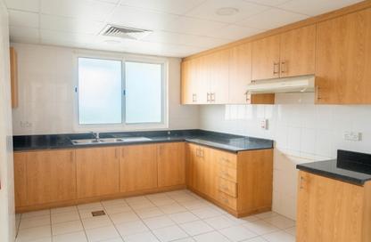 Apartment - 3 Bedrooms - 3 Bathrooms for rent in BurJuman Business Tower - Al Mankhool - Bur Dubai - Dubai