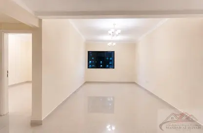 Apartment - 1 Bedroom - 2 Bathrooms for rent in Muwaileh 29 Building - Muwaileh - Sharjah