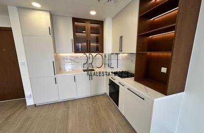 Apartment - 1 - 1 for sale in The Mayfair - Town Square - Dubai
