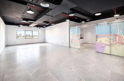 مكتب - استوديو للايجار في مجمع شون للأعمال - مجمع دبي للاستثمار - دبي